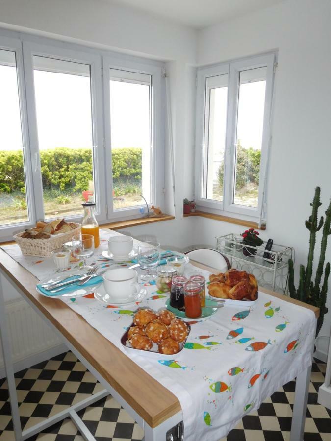 Bed and Breakfast "La Cabine" Barneville-Carteret Exterior foto